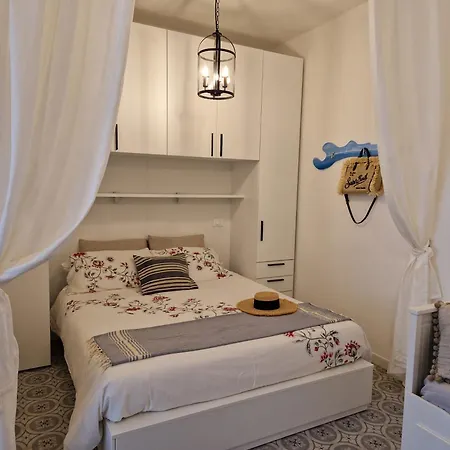 Katiuscia 20 Agenzia Millennium Apartment