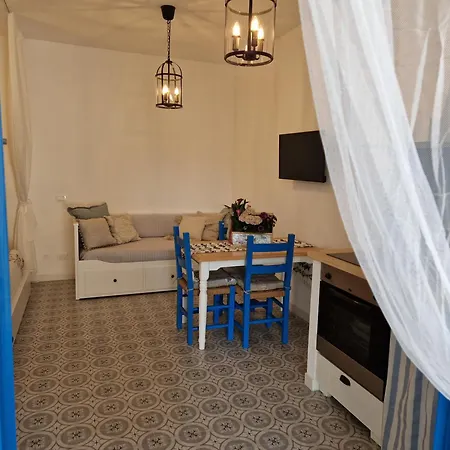 Katiuscia 20 Agenzia Millennium Apartment *